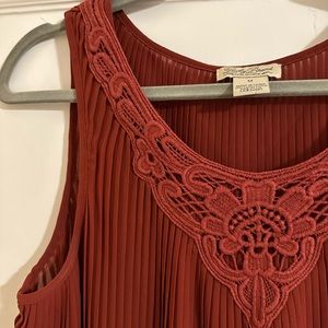 Lucky Brand Rust Tank